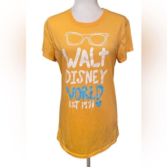 Disney Parks Yellow Short Sleeve Shirt Size Large - Picture 1 of 6